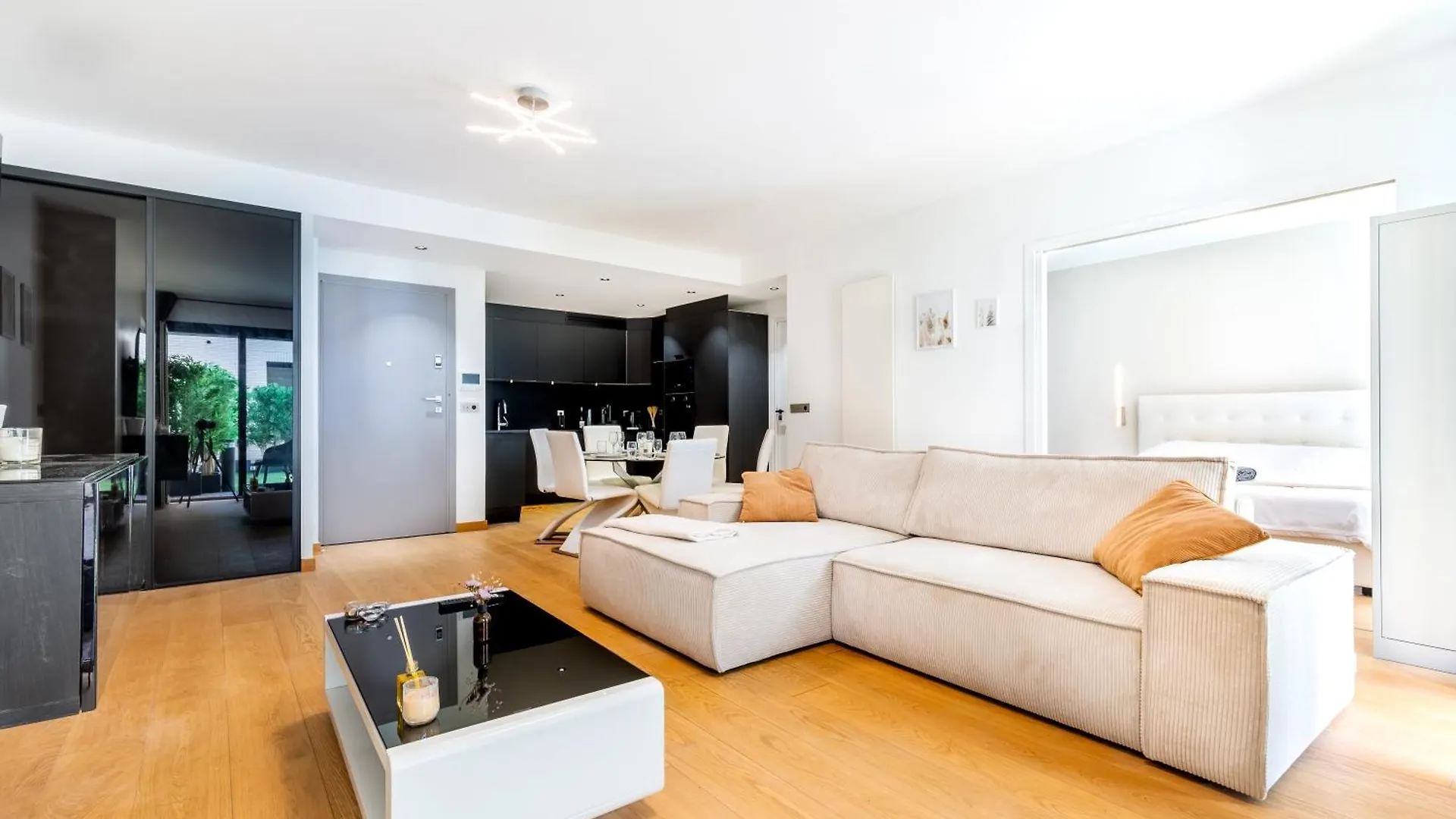 Apartment Lavie Maison Jardin A Montmartre Paris